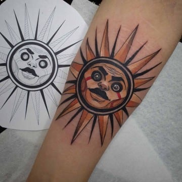 słońce neotradycyjny tatuaż