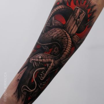 wąż tatuaż
